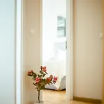 Highlife Apartment *